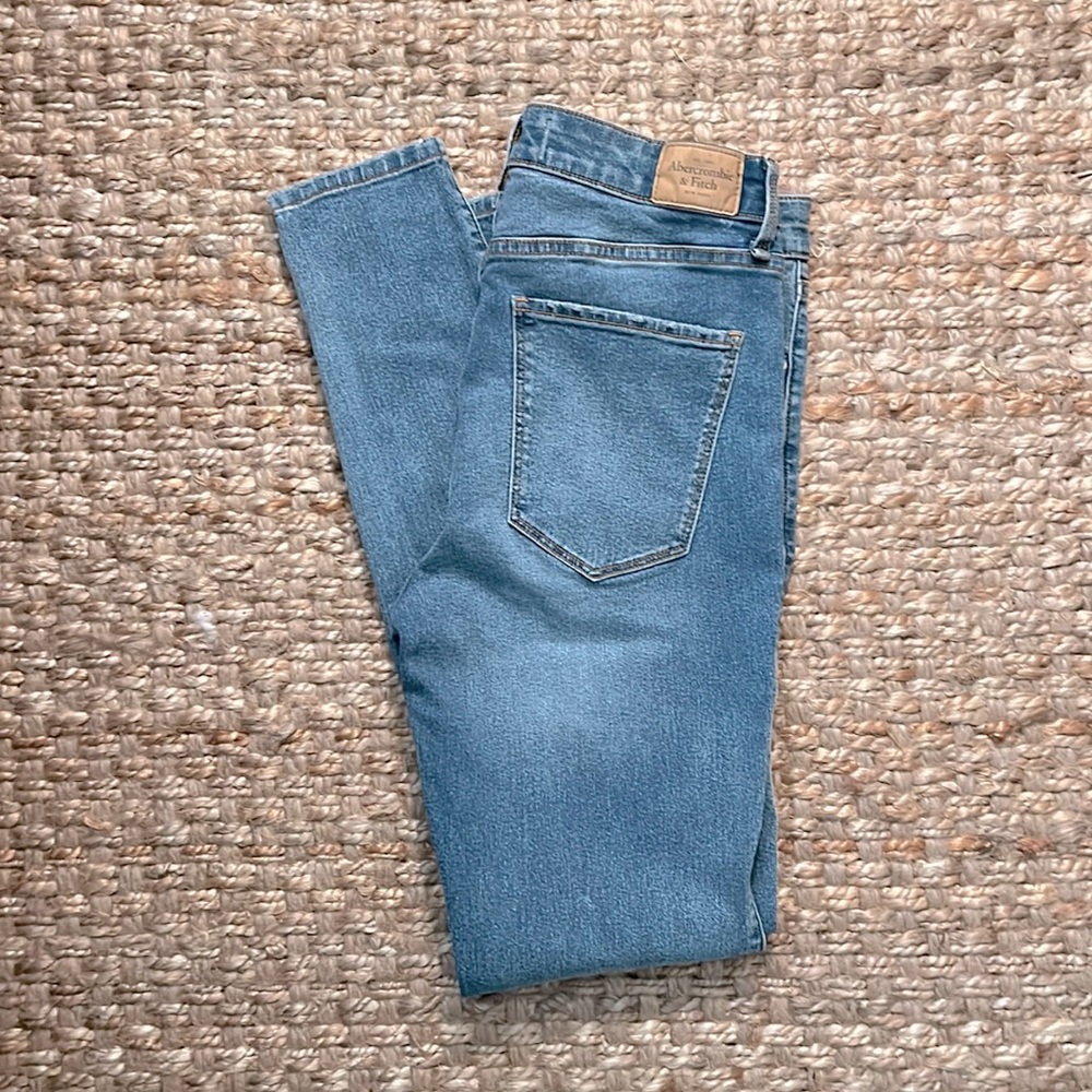 Like New Abercrombie and Fitch Super Skinny High Rise Jeans